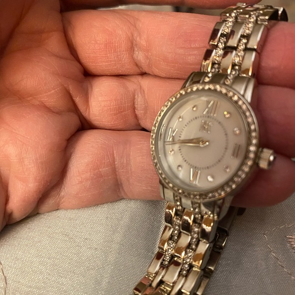 INC Ladies watch. Silver - Picture 6 of 8